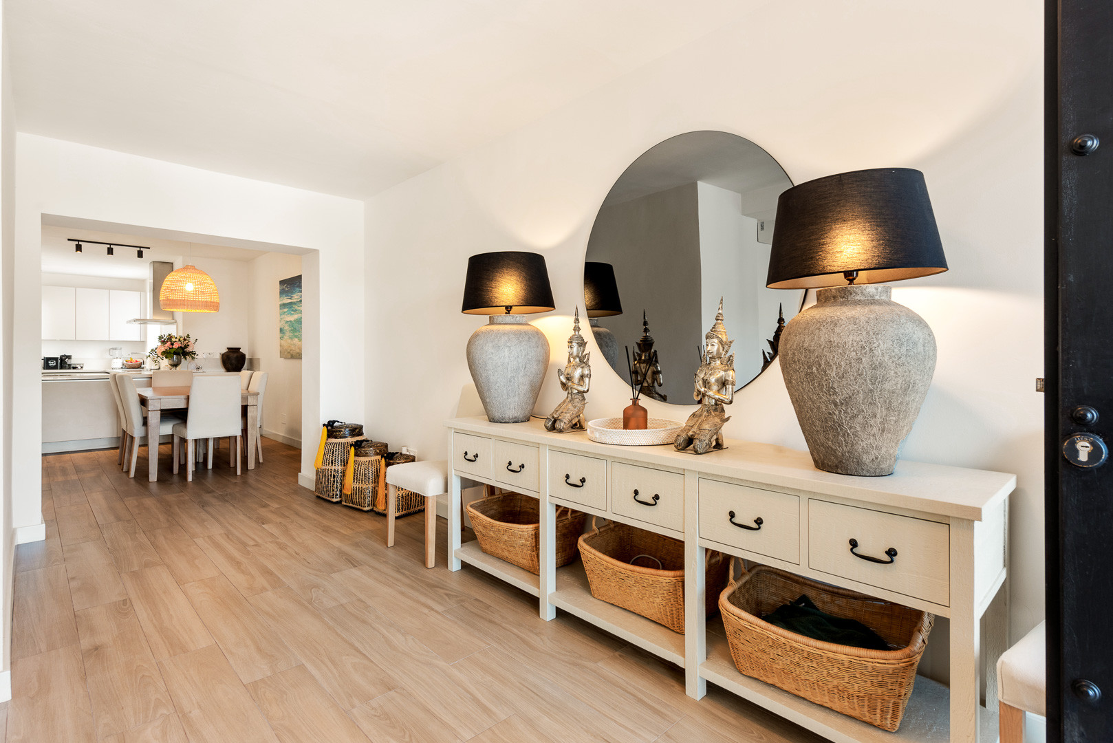 3 Bedroom Villa in Marbella - Photo 8