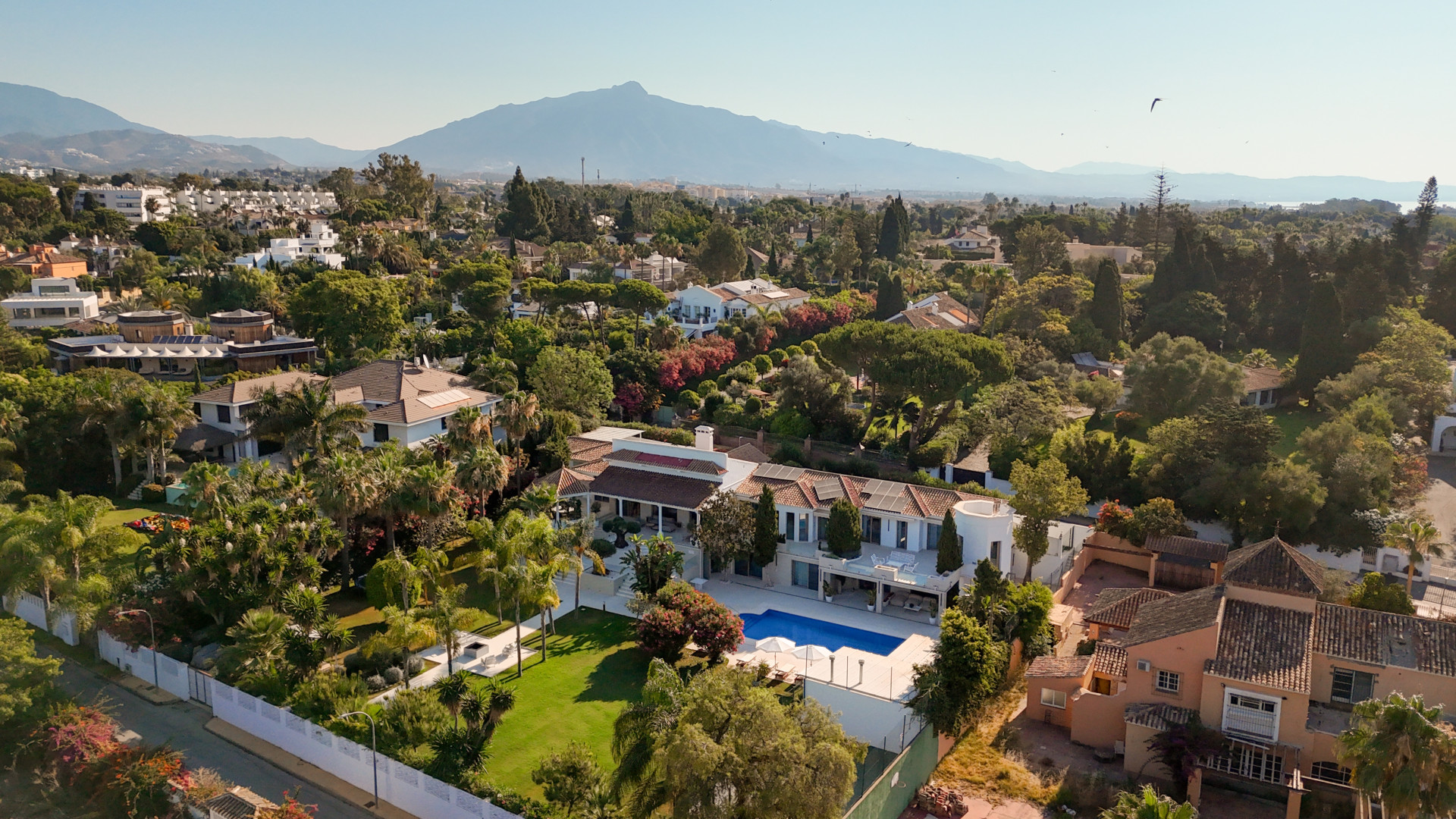 6 Bedroom Villa in San Pedro de Alcántara