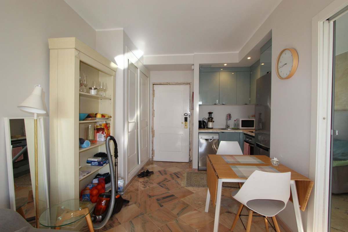 1 Bedroom Apartment in Marbella - Foto 9
