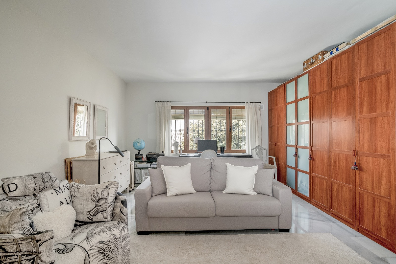 2 Bedroom Apartment in Benahavís - Фото 23