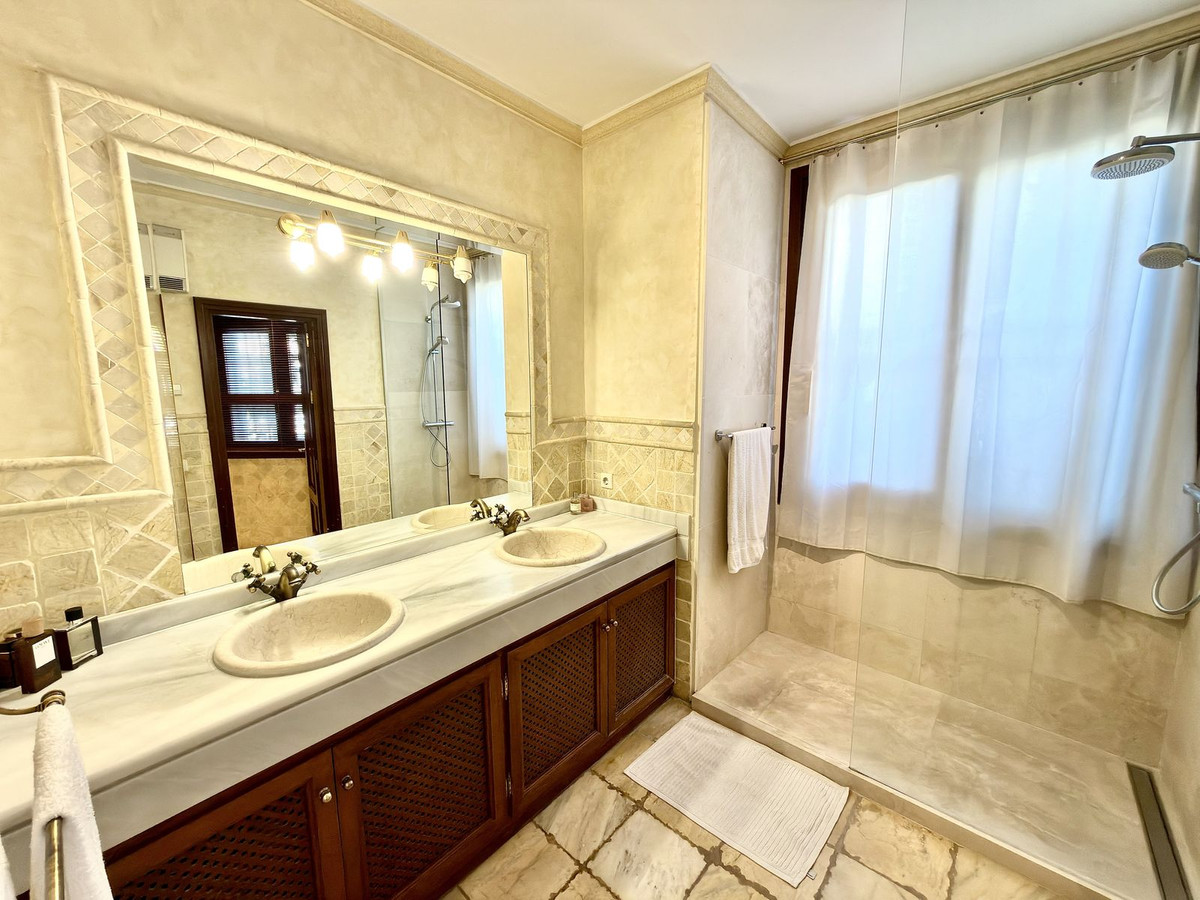 5 Bedroom Villa in Marbella - Foto 94