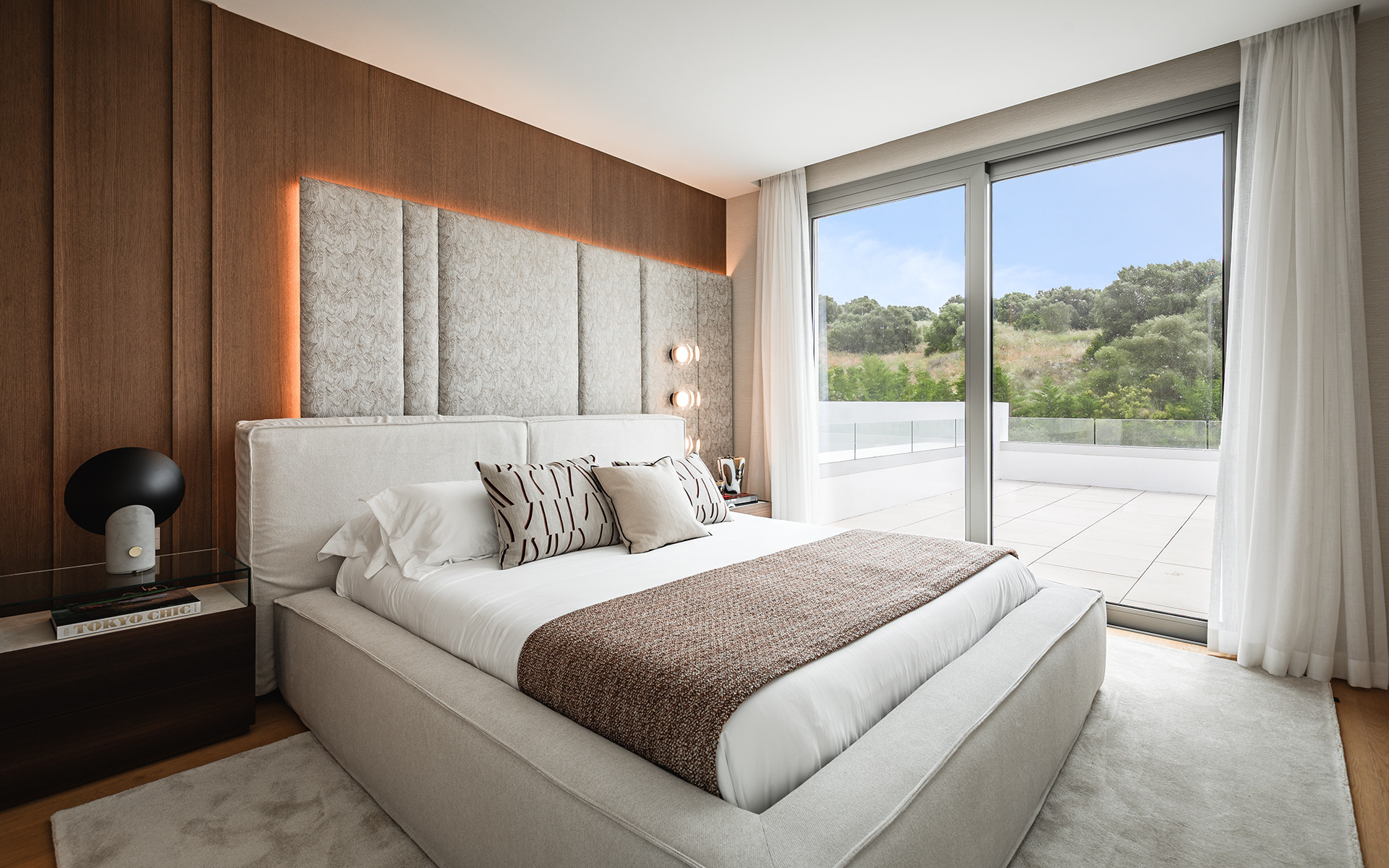5 Bedroom Villa in Estepona - Photo 12