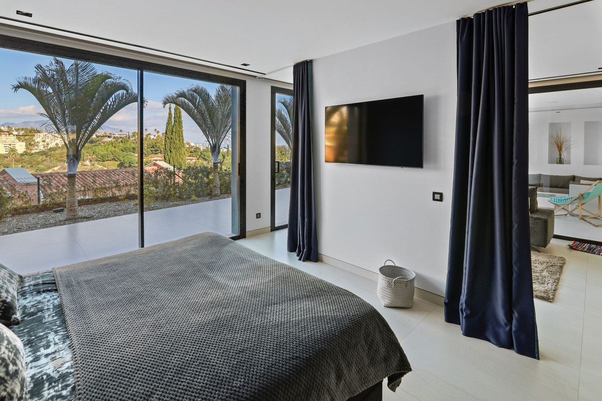 6 Bedroom Villa in Benahavís - Foto 35