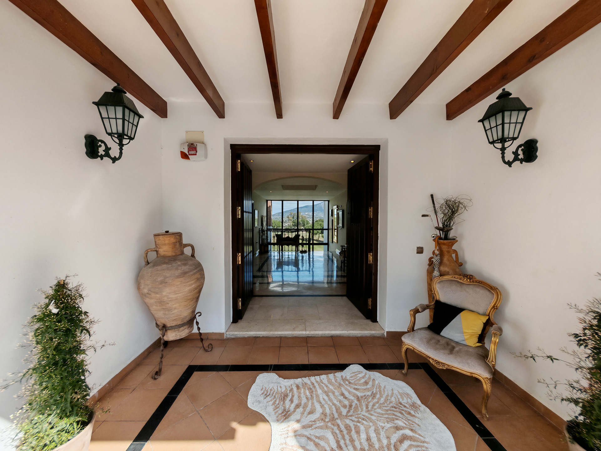 4 Bedroom Villa in Mijas - Photo 3