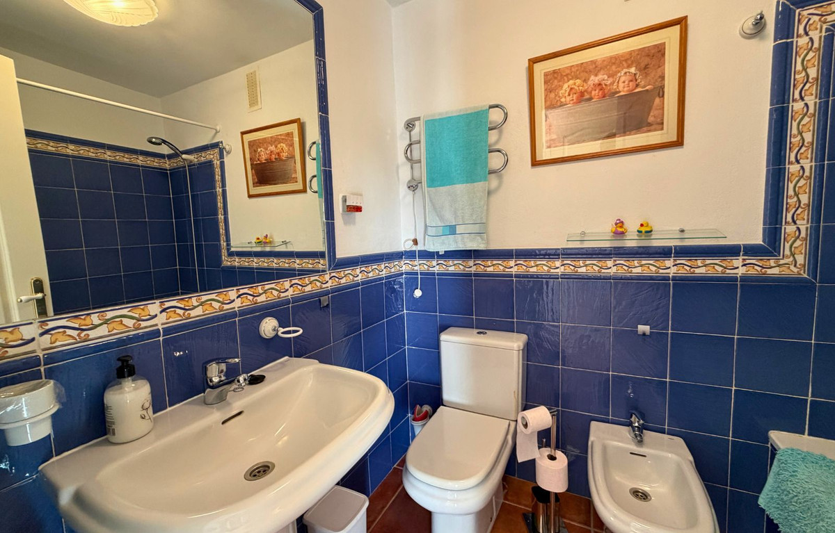 3 Bedroom Townhouse in Marbella - Photo 43