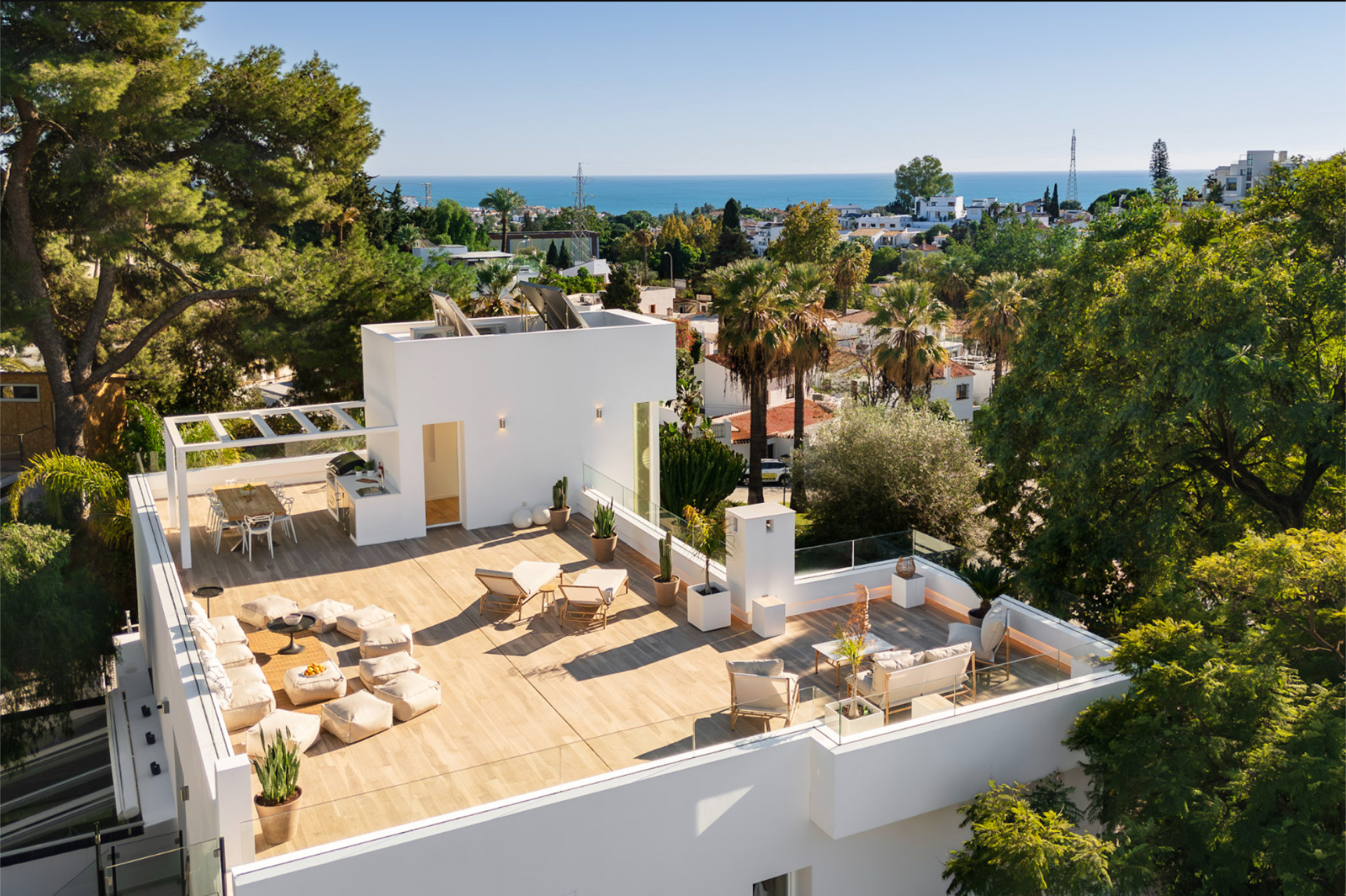 5 Bedroom Villa in Marbella - Photo 20
