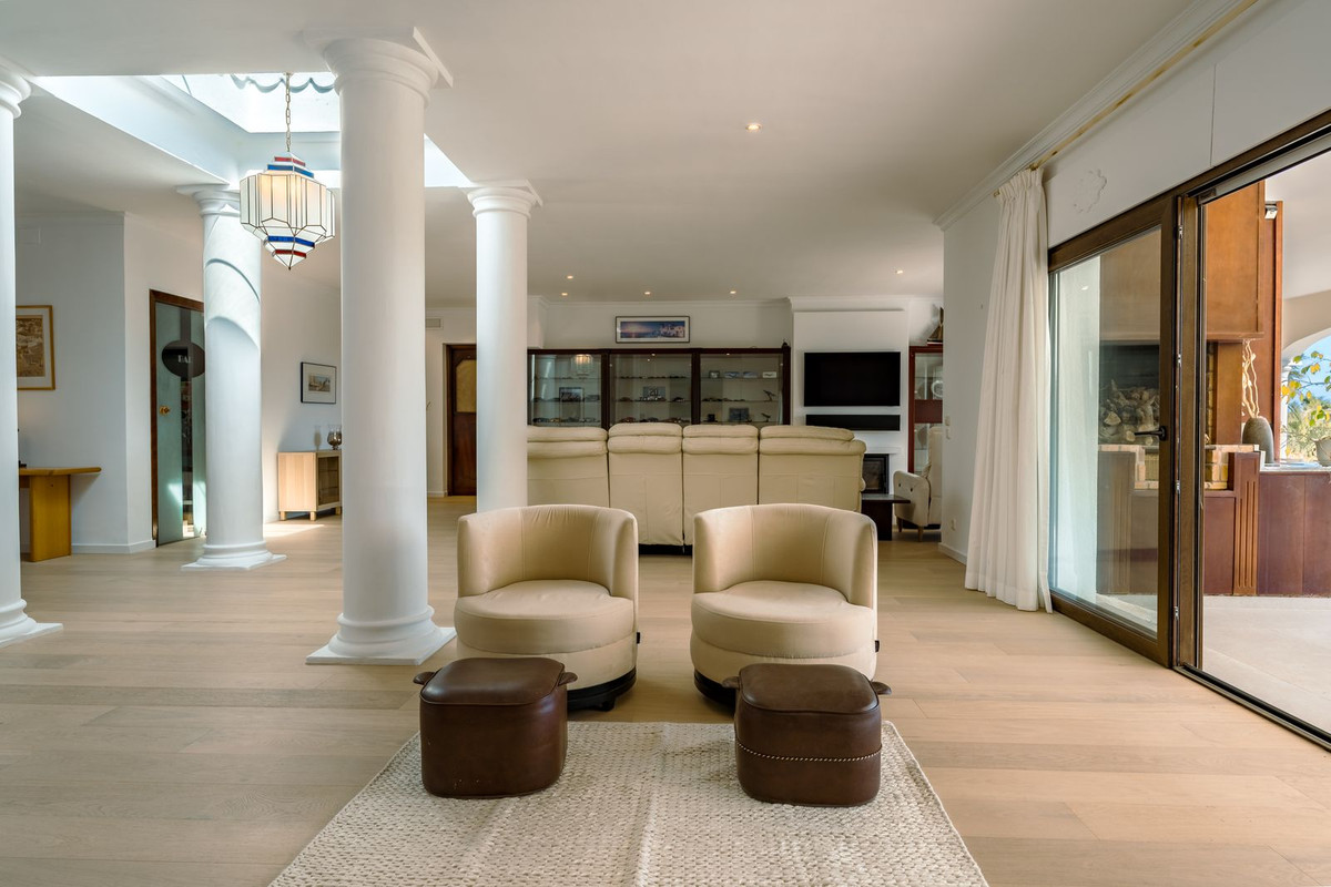 4 Bedroom Villa in Benahavís - Foto 8