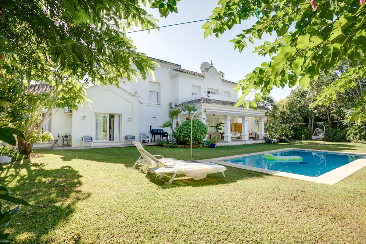 3 Bedroom Villa in Estepona - Foto 18