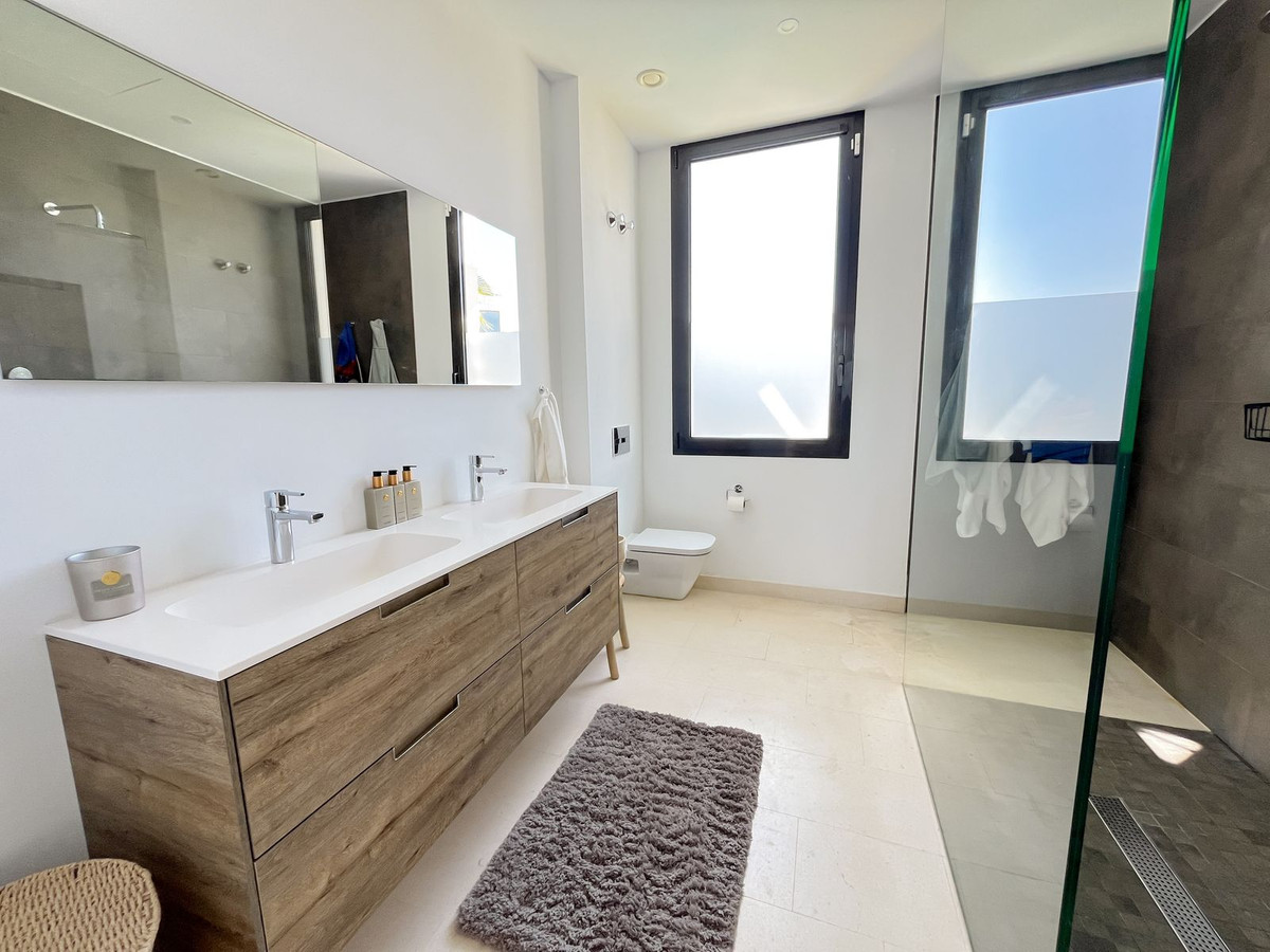 5 Bedroom Villa in Mijas - Foto 29