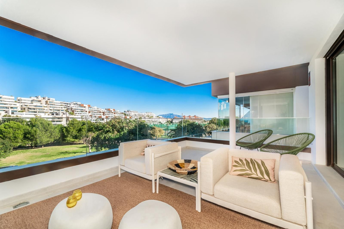 3 Bedroom Apartment in Estepona