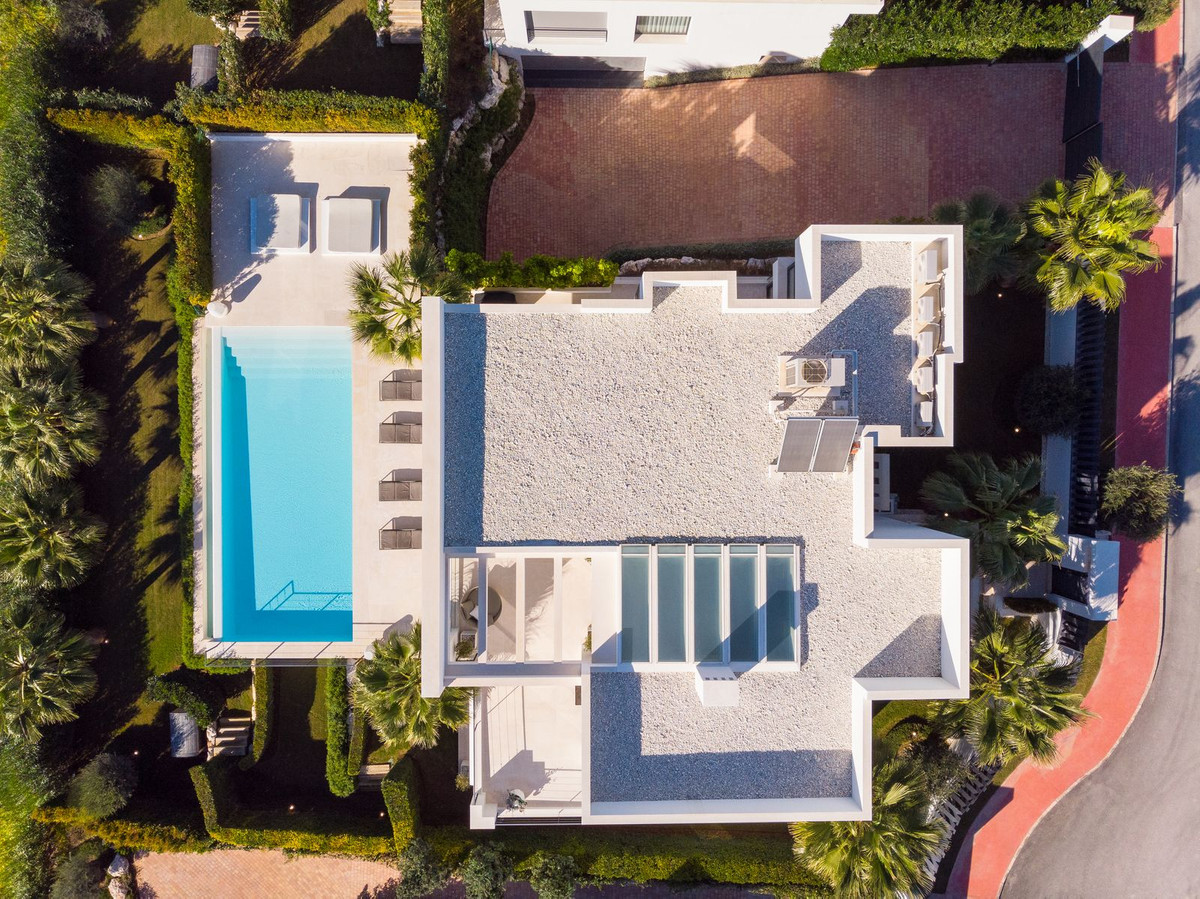 7 Bedroom Villa in Marbella - Photo 28