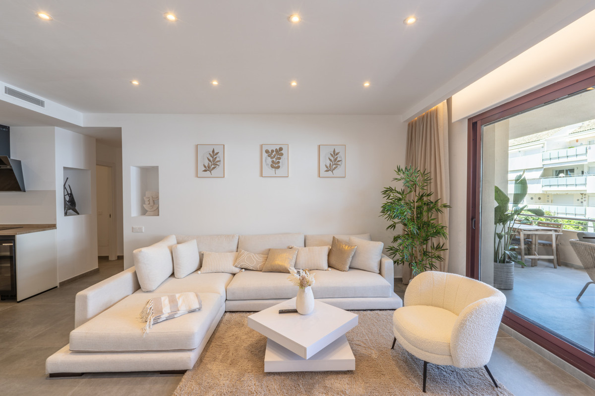 2 Bedroom Apartment in San Pedro de Alcántara