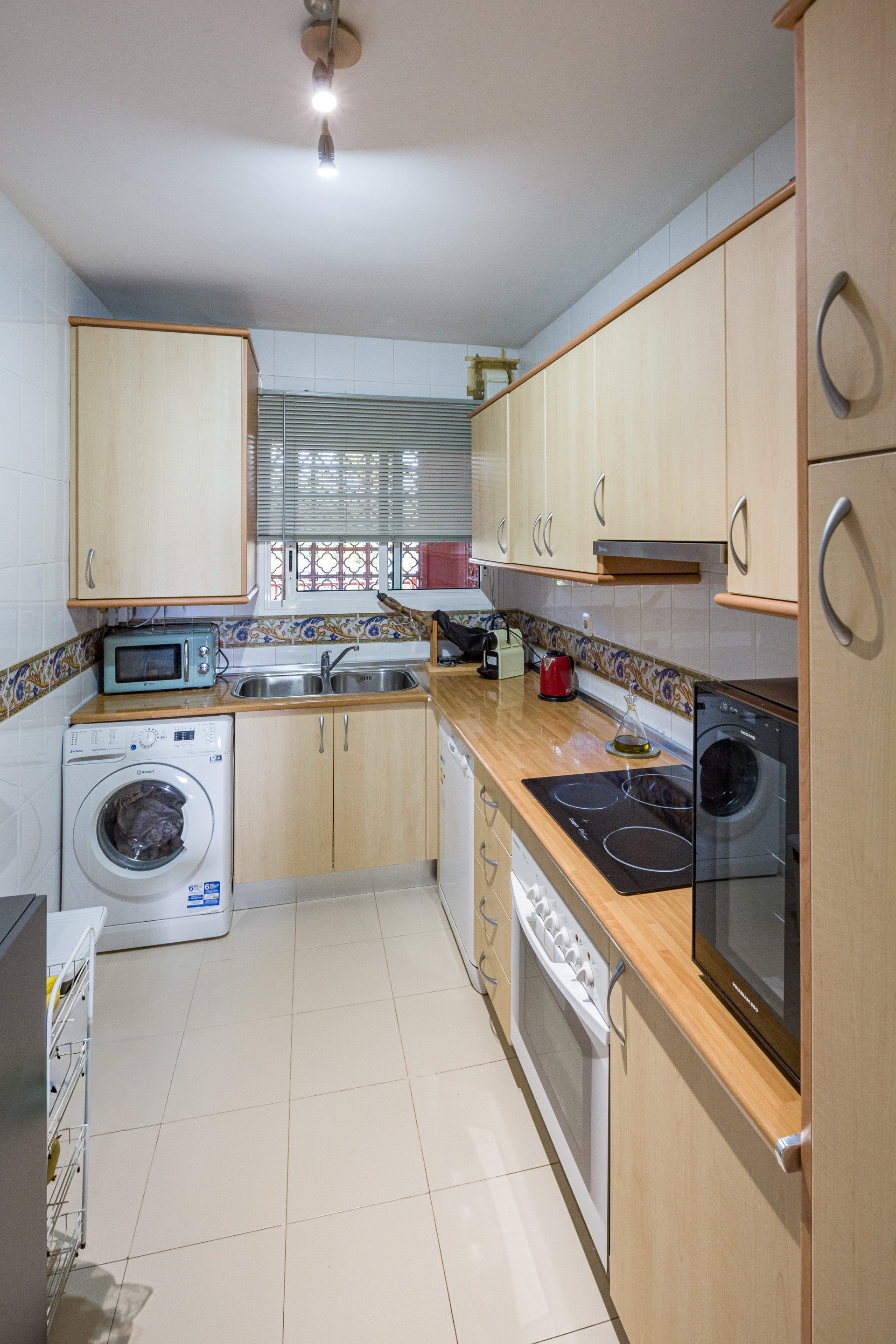 2 Bedroom Apartment in Marbella - Photo 14