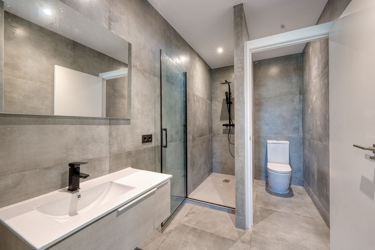4 Bedroom Villa in Istán - Photo 6