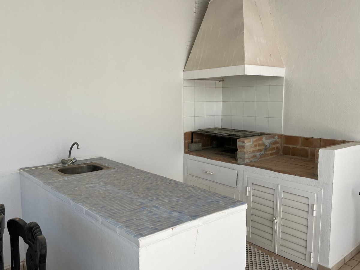 4 Bedroom Villa in Benahavís - Foto 14