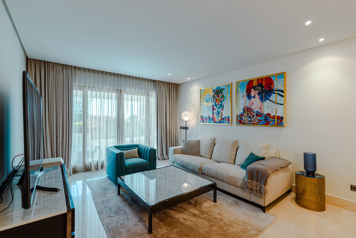 3 Bedroom Apartment in Estepona - Photo 22