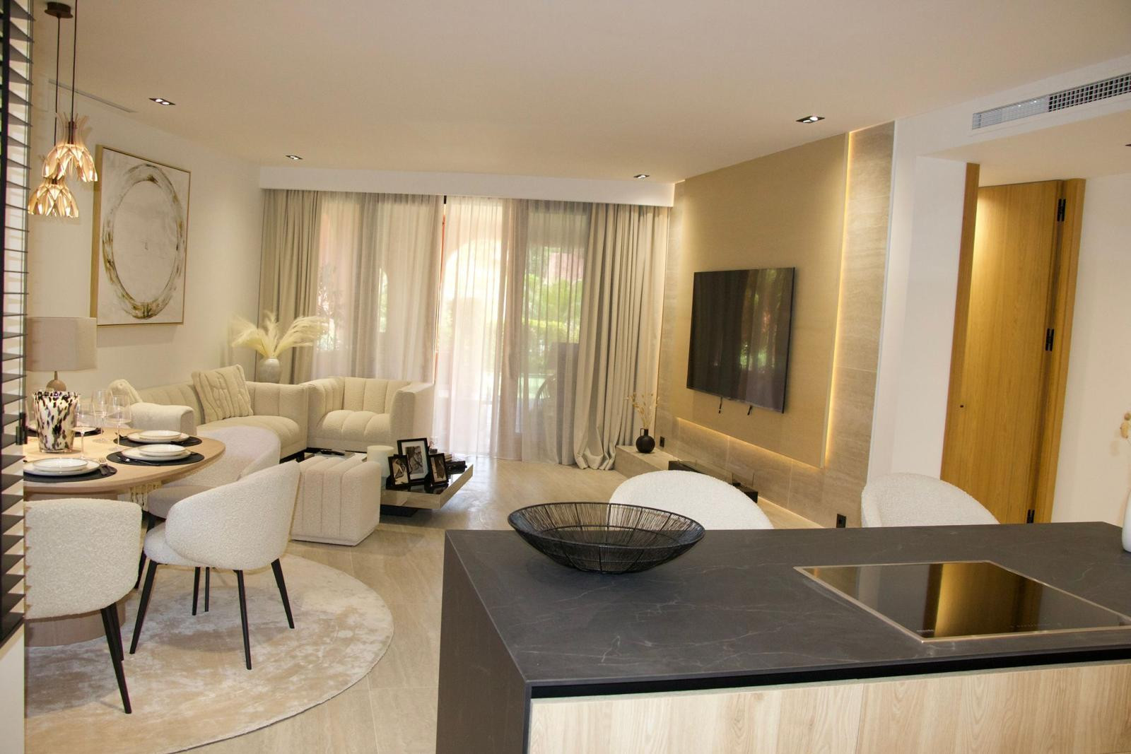 3 Bedroom Apartment in Estepona - Foto 3