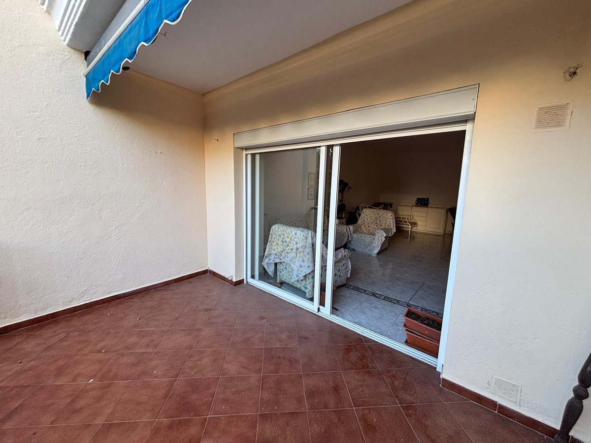 3 Bedroom Apartment in Marbella - Photo 19