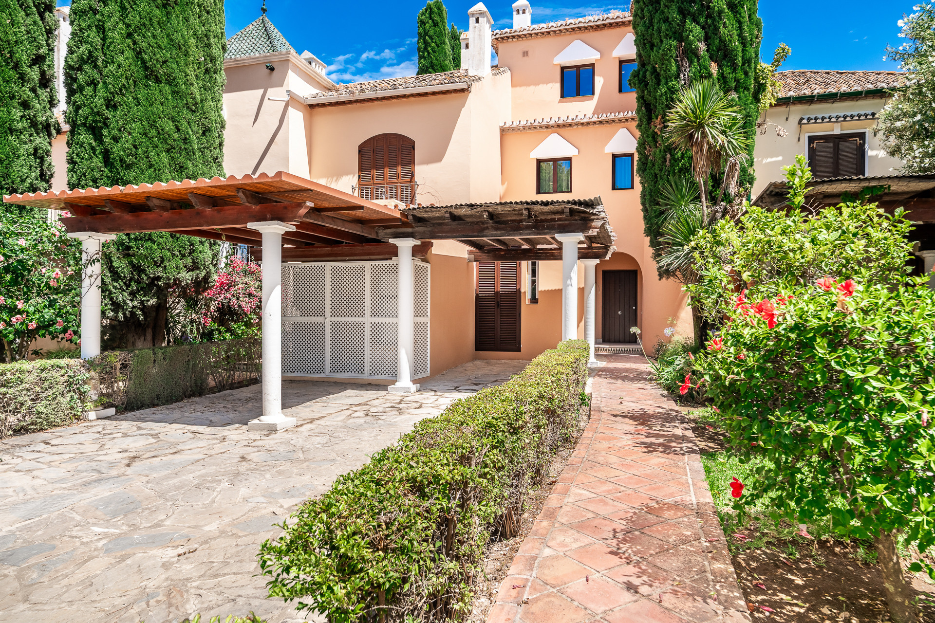 4 Bedroom Townhouse in Estepona - Photo 25