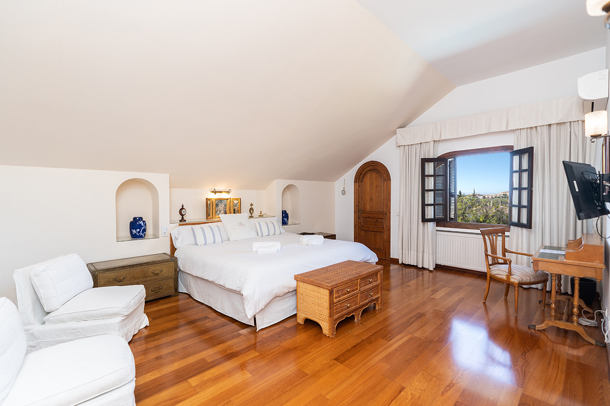 7 Bedroom Villa in Marbella - Photo 7