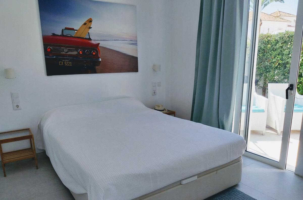 3 Bedroom Villa in Marbella - Photo 12