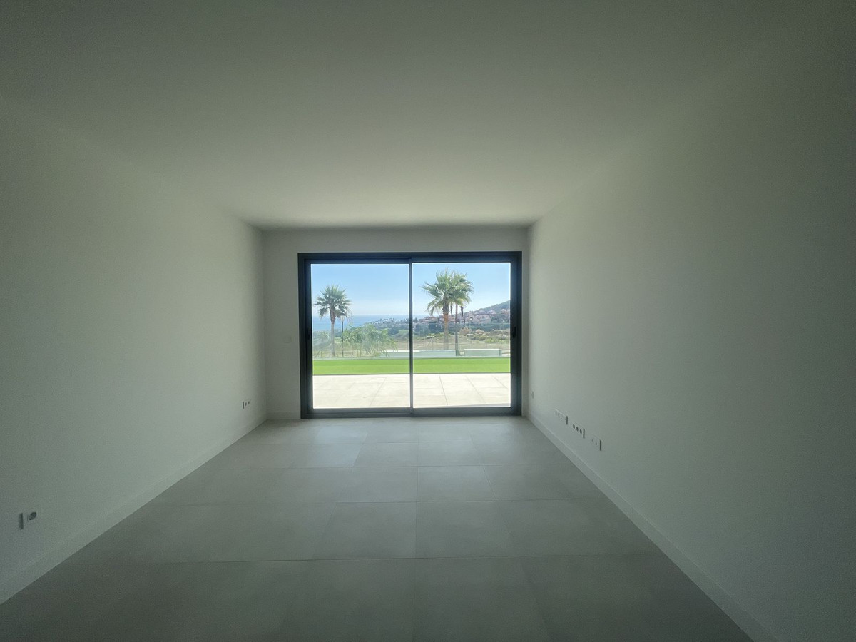 2 Bedroom Apartment in Manilva - Foto 5