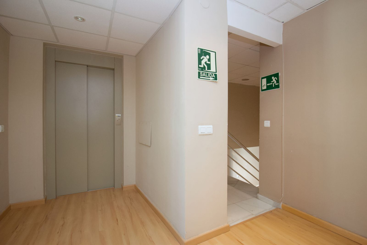 Locale commerciale a Malaga, Spagna – Foto 22