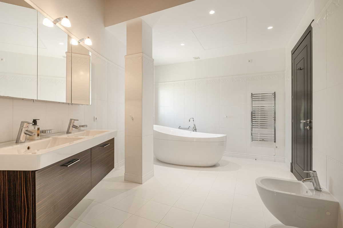 8 Bedroom Villa in Benahavís - Foto 12