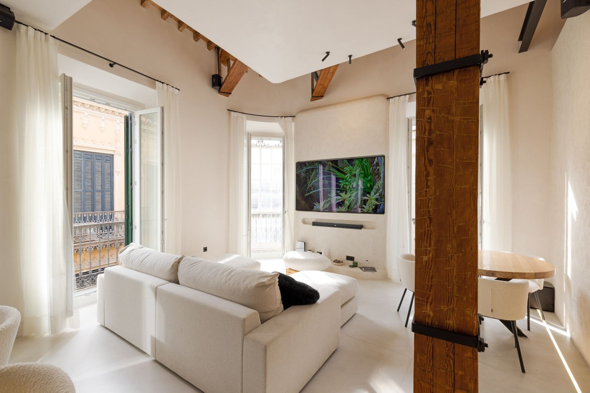 4 Bedroom Apartment in Málaga - Foto 6