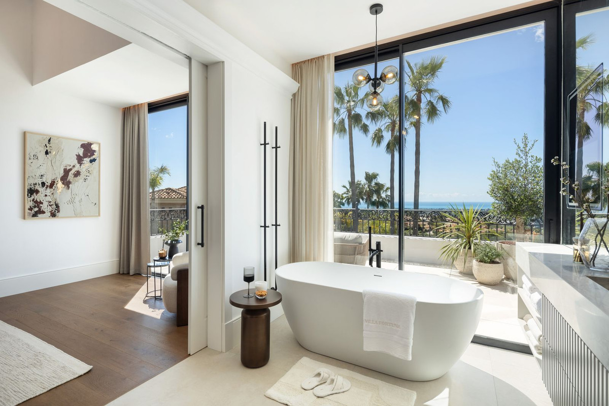 5 Bedroom Villa in Benahavís - Foto 16