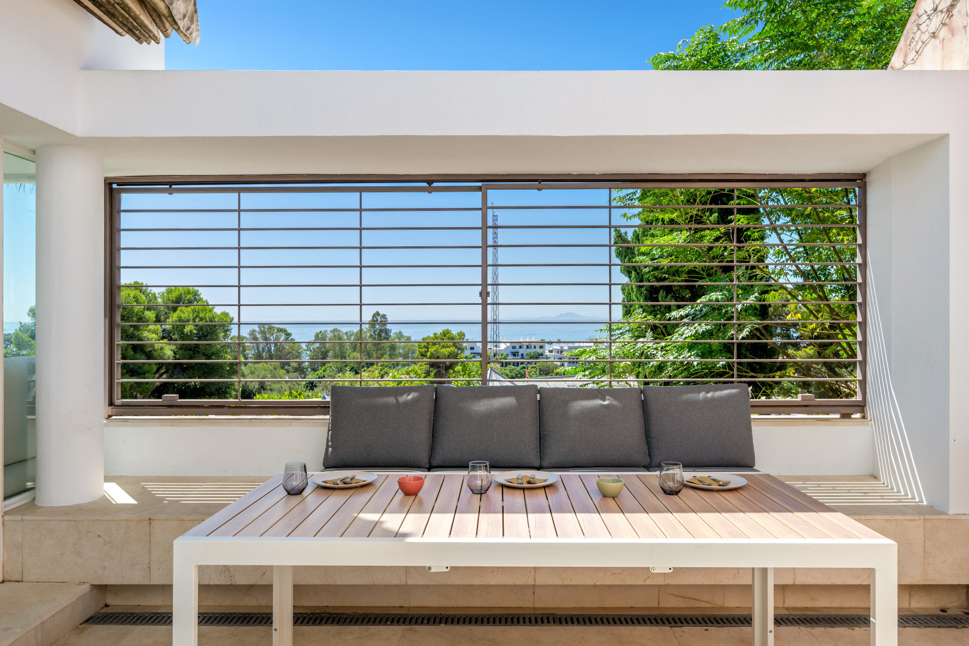 4 Bedroom Villa in Estepona - Photo 10