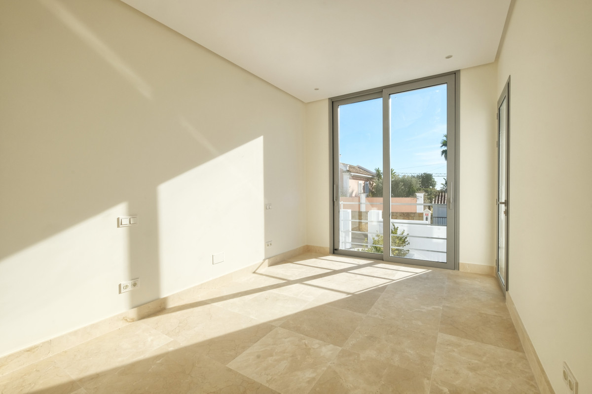 4 Bedroom Villa in Benahavís - Foto 20