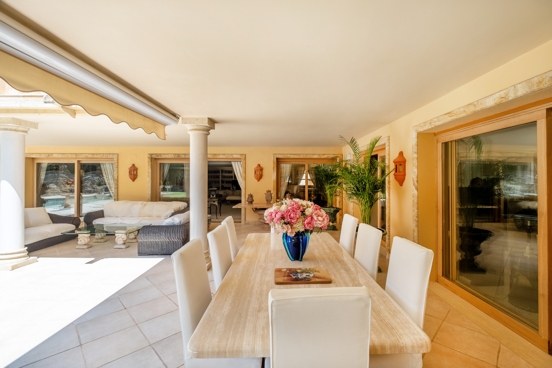 4 Bedroom Villa in Marbella - Photo 24