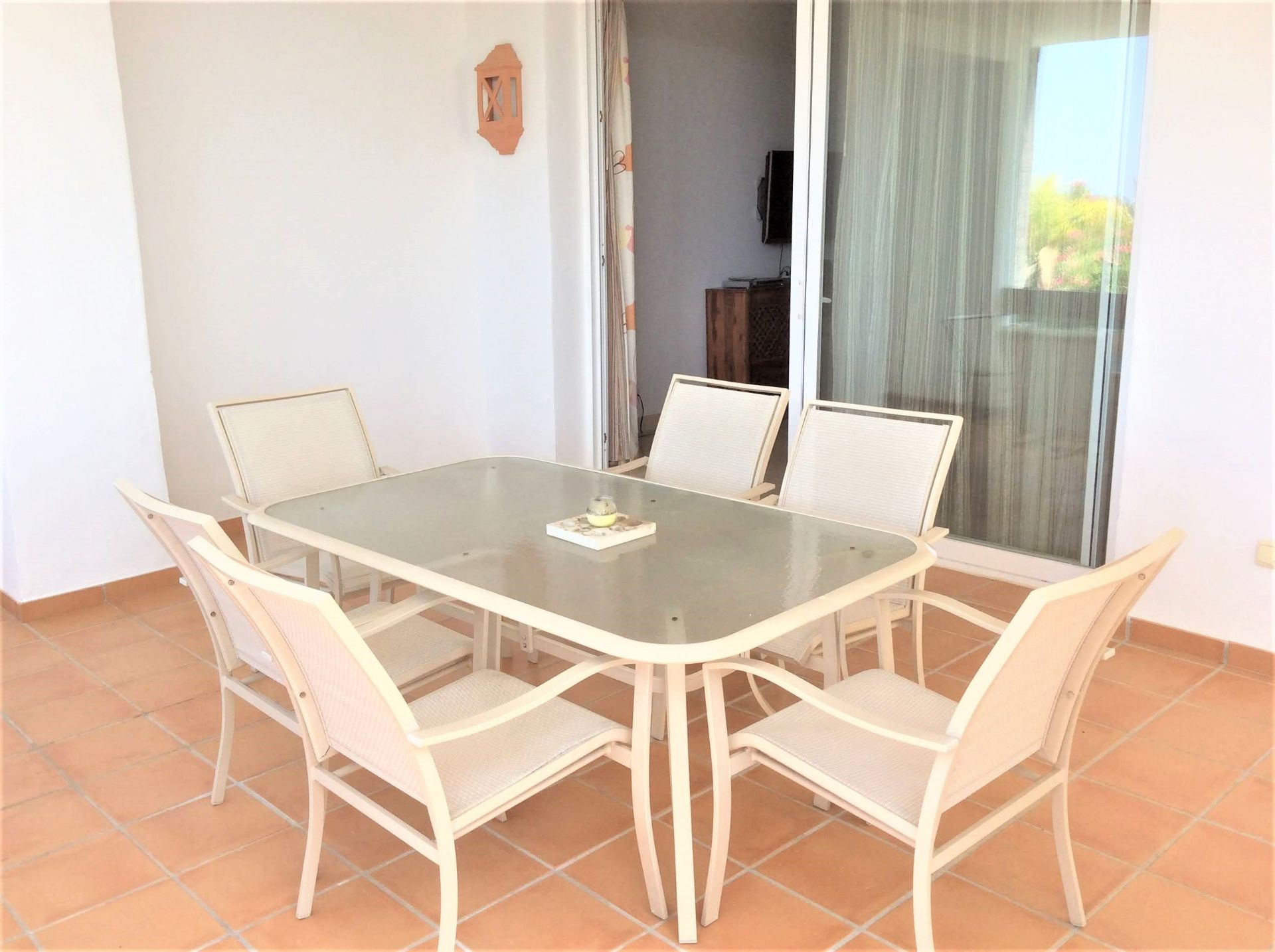 2 Bedroom Apartment in Marbella - Photo 19