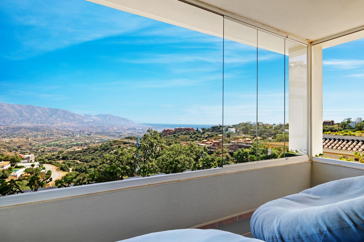 6 Bedroom Villa in Marbella - Photo 24