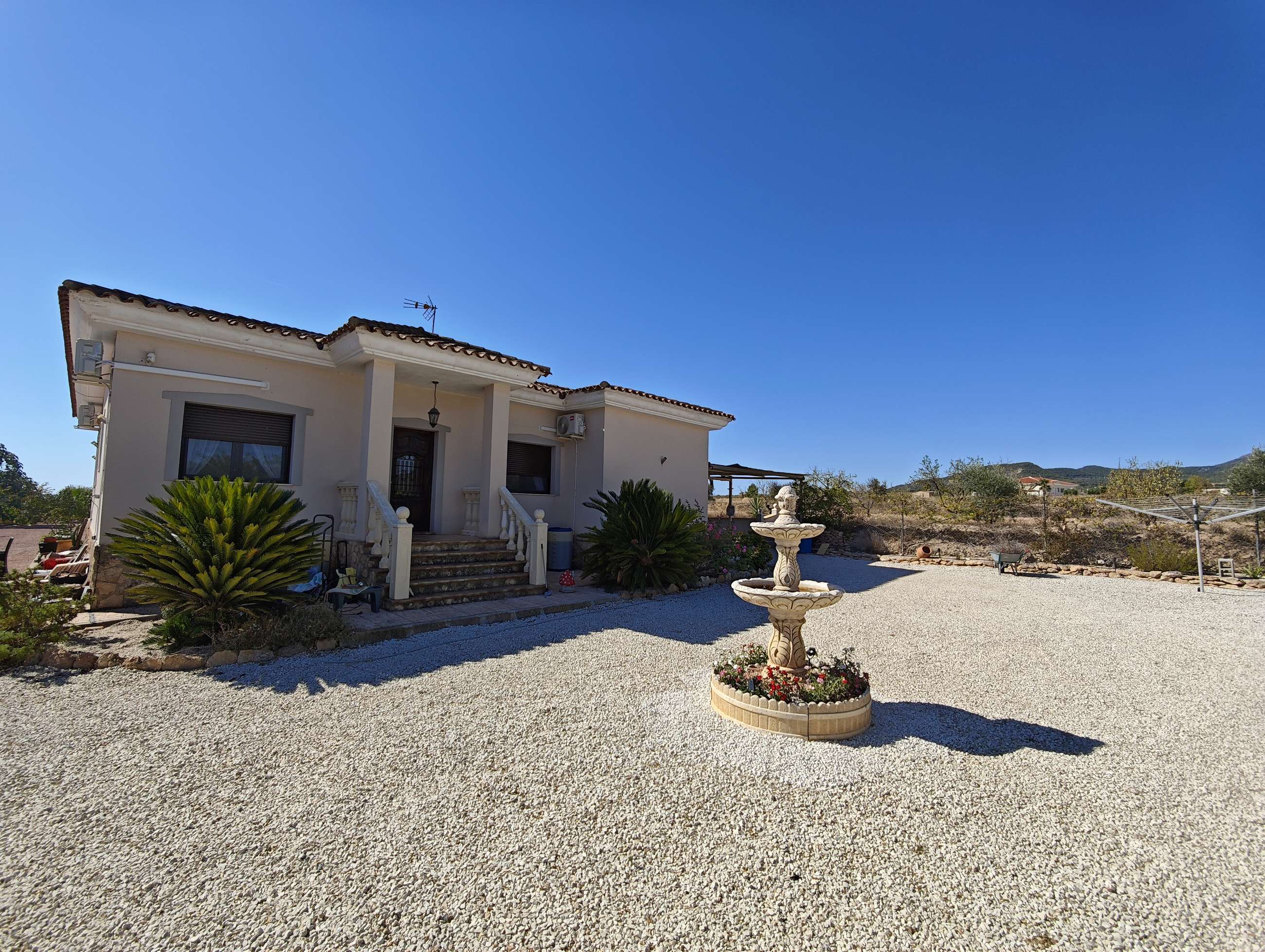 Moradia com 4 quartos com piscina em Alicante, Espanha – Foto 9