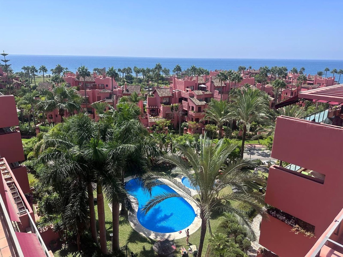 3 Bedroom Penthouse in Estepona