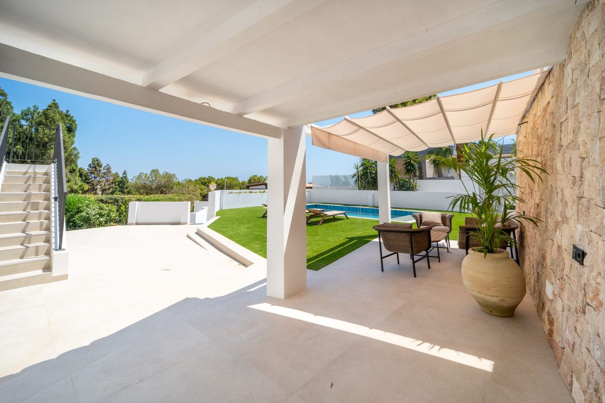 5 Bedroom Villa in Mijas - Photo 7