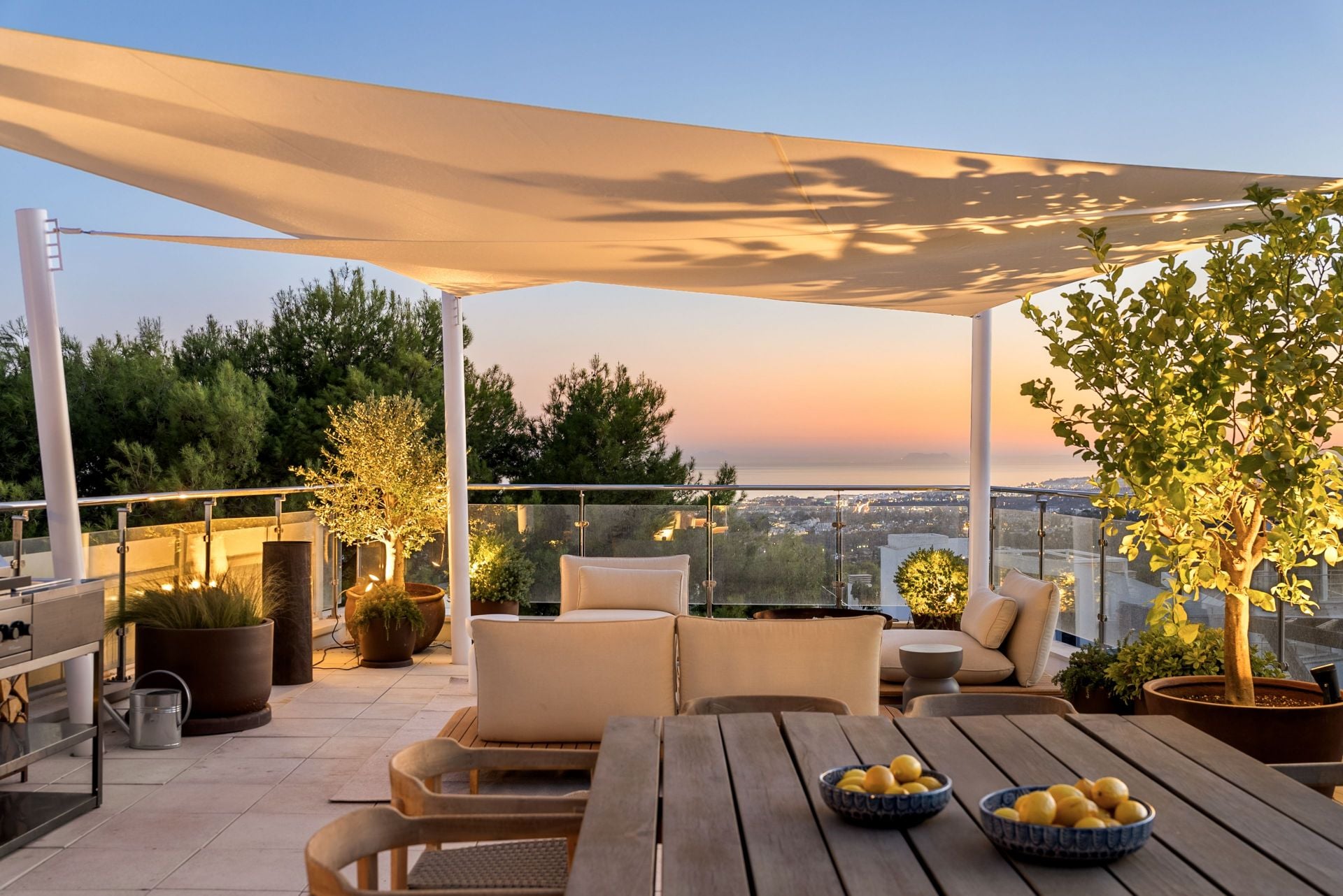 3 Bedroom Villa in Marbella - Photo 2