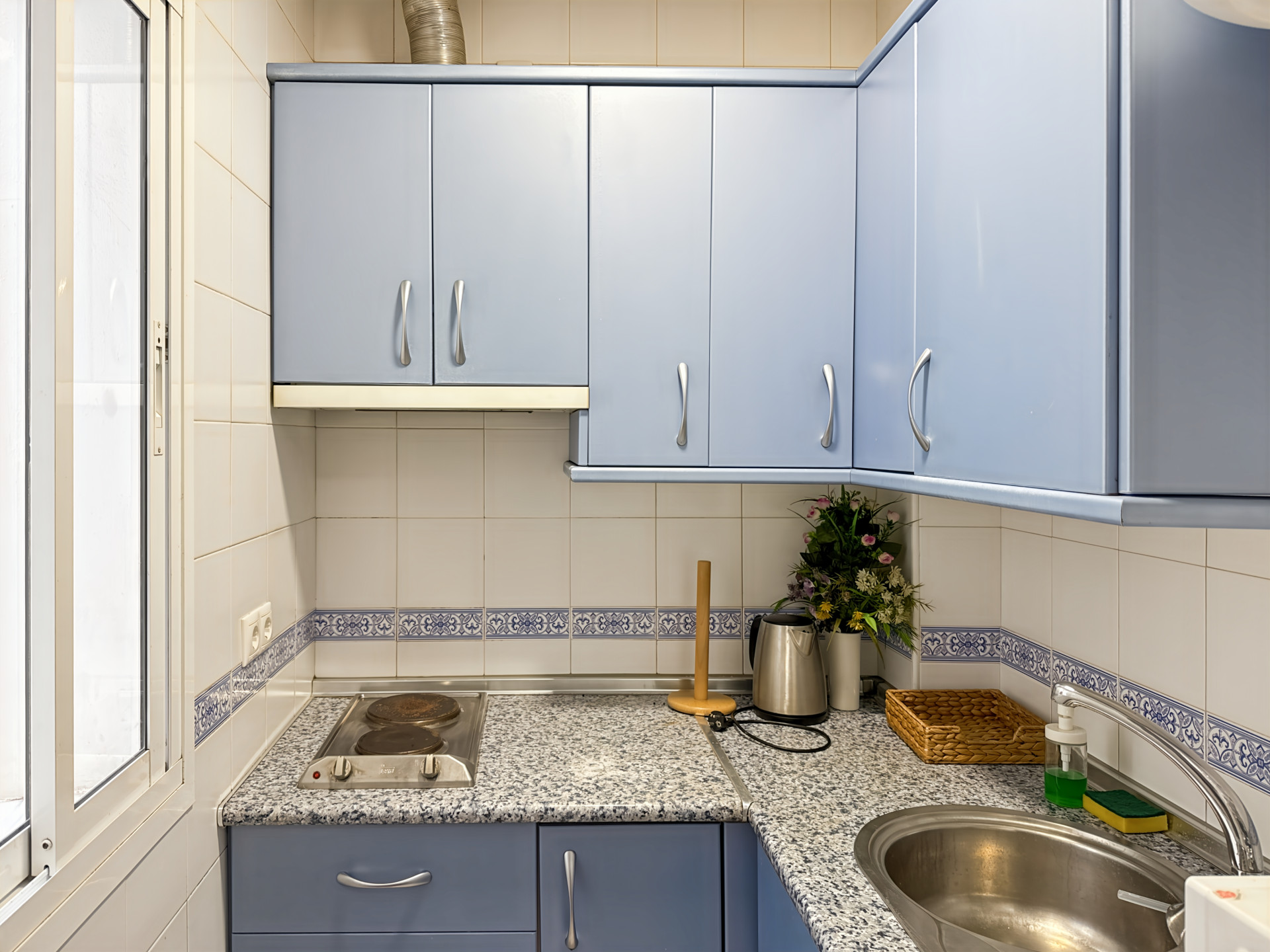 1 Bedroom Apartment in Málaga - Photo 13