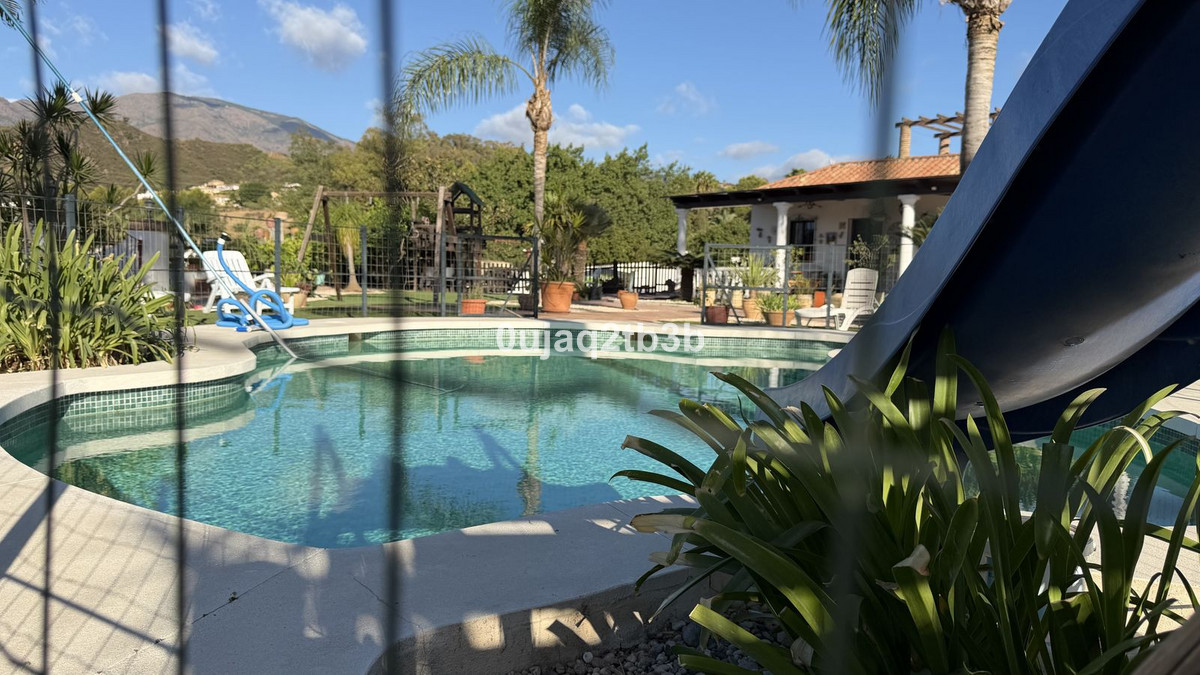 6,711 m² Plot in Estepona - Photo 30
