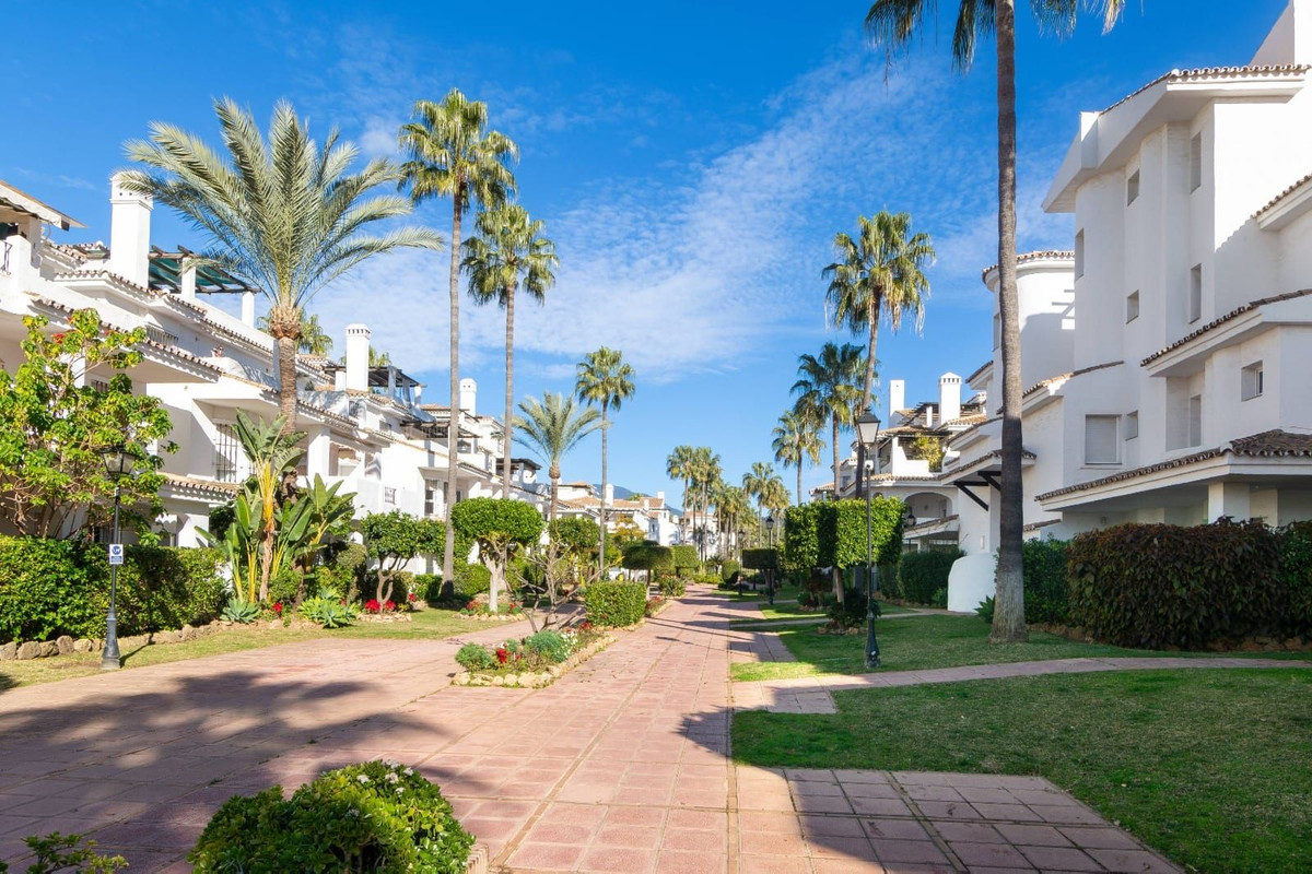 3 Bedroom Townhouse in Marbella - Foto 2
