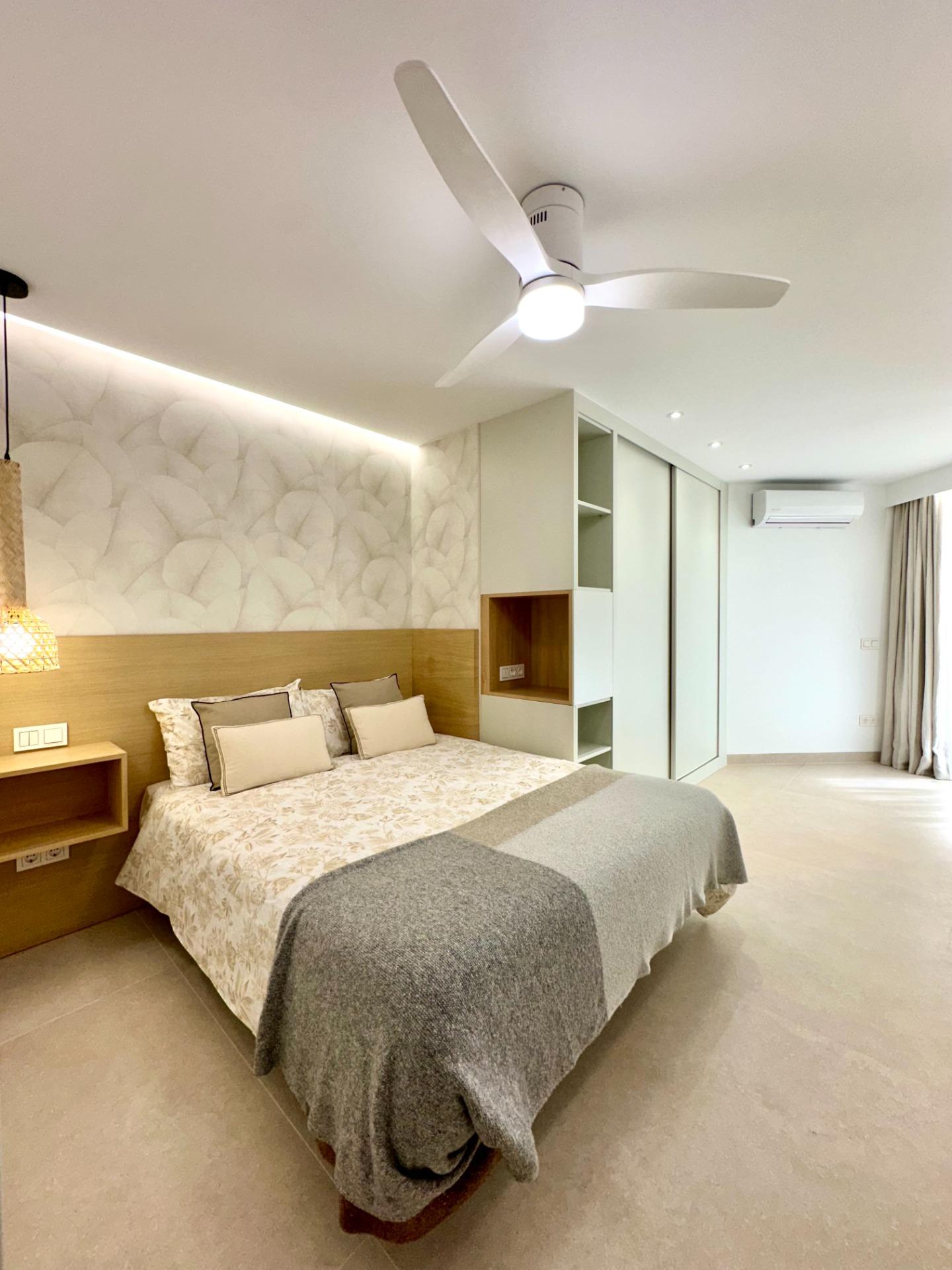 2 Bedroom Apartment in Marbella - Photo 4