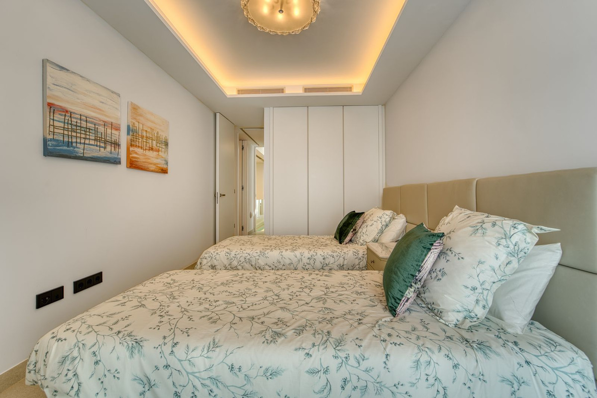 3 Bedroom Townhouse in Estepona - Foto 14