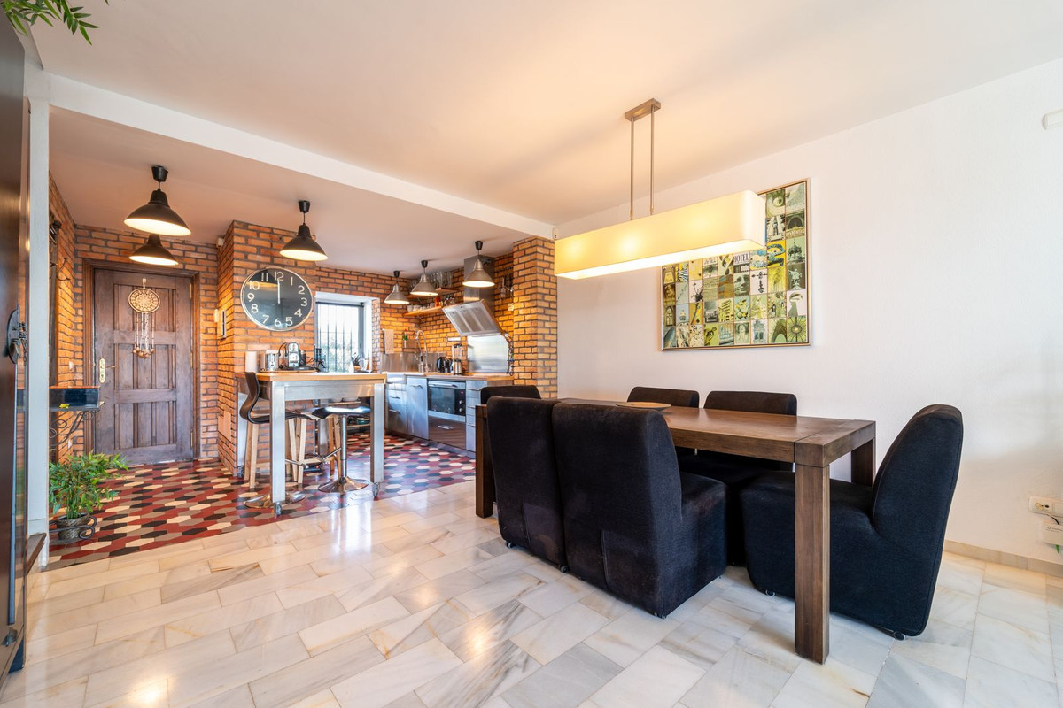 3 Bedroom Townhouse in Marbella - Photo 13
