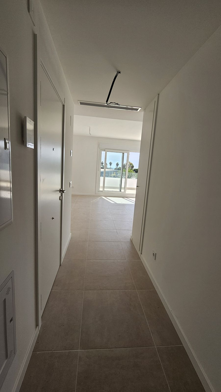 2 Bedroom Apartment in Estepona - Photo 24