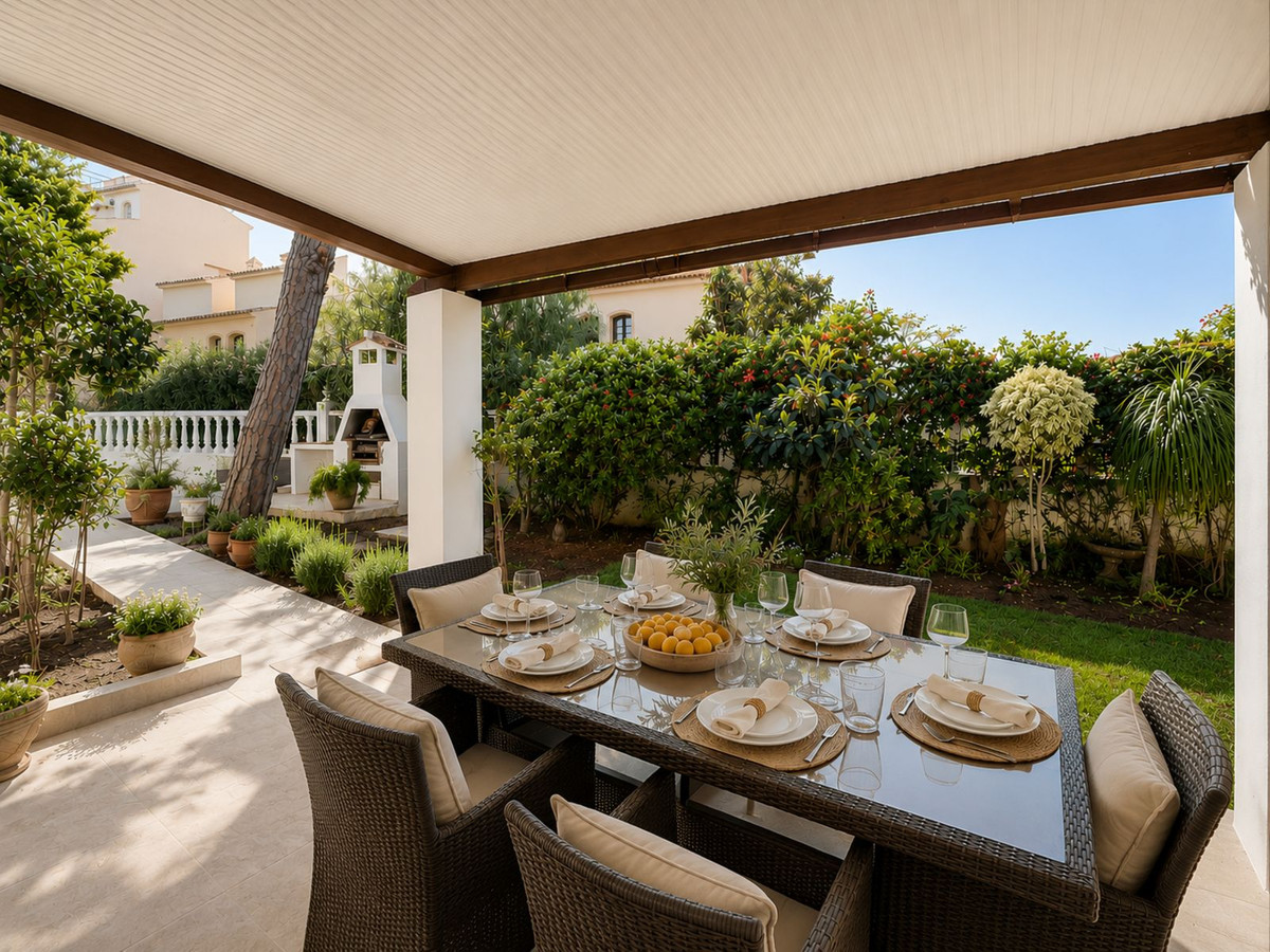 4 Bedroom Villa in Marbella - Photo 23
