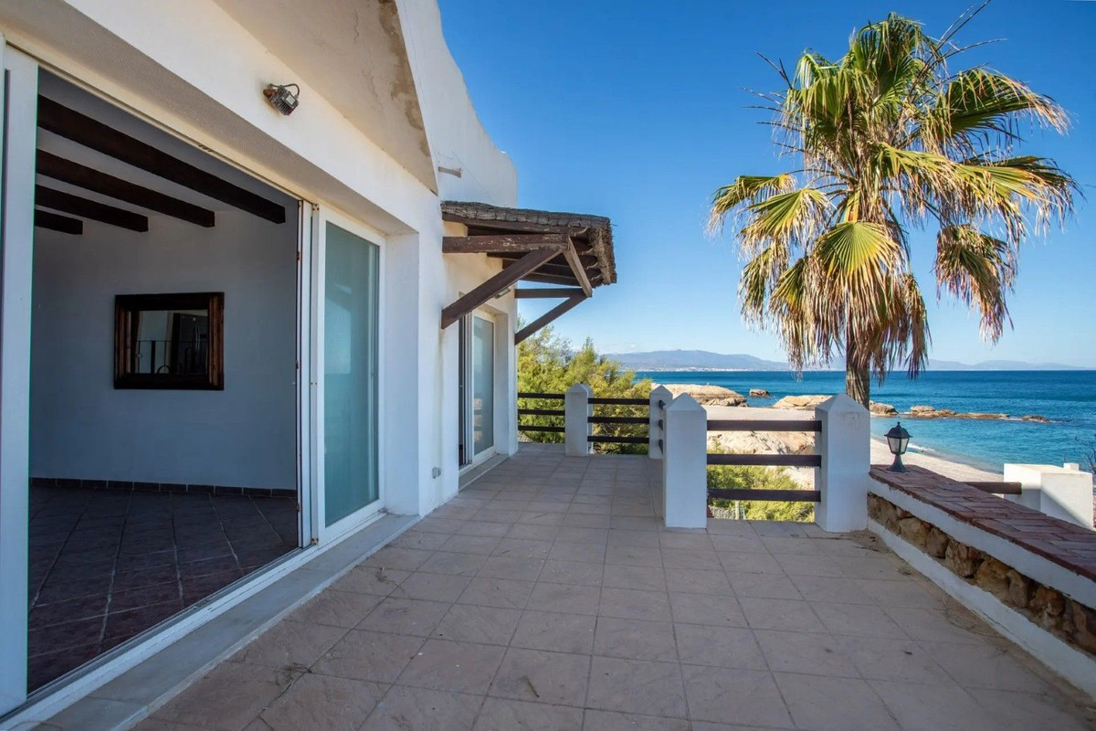 3 Bedroom Villa in Manilva - Photo 11