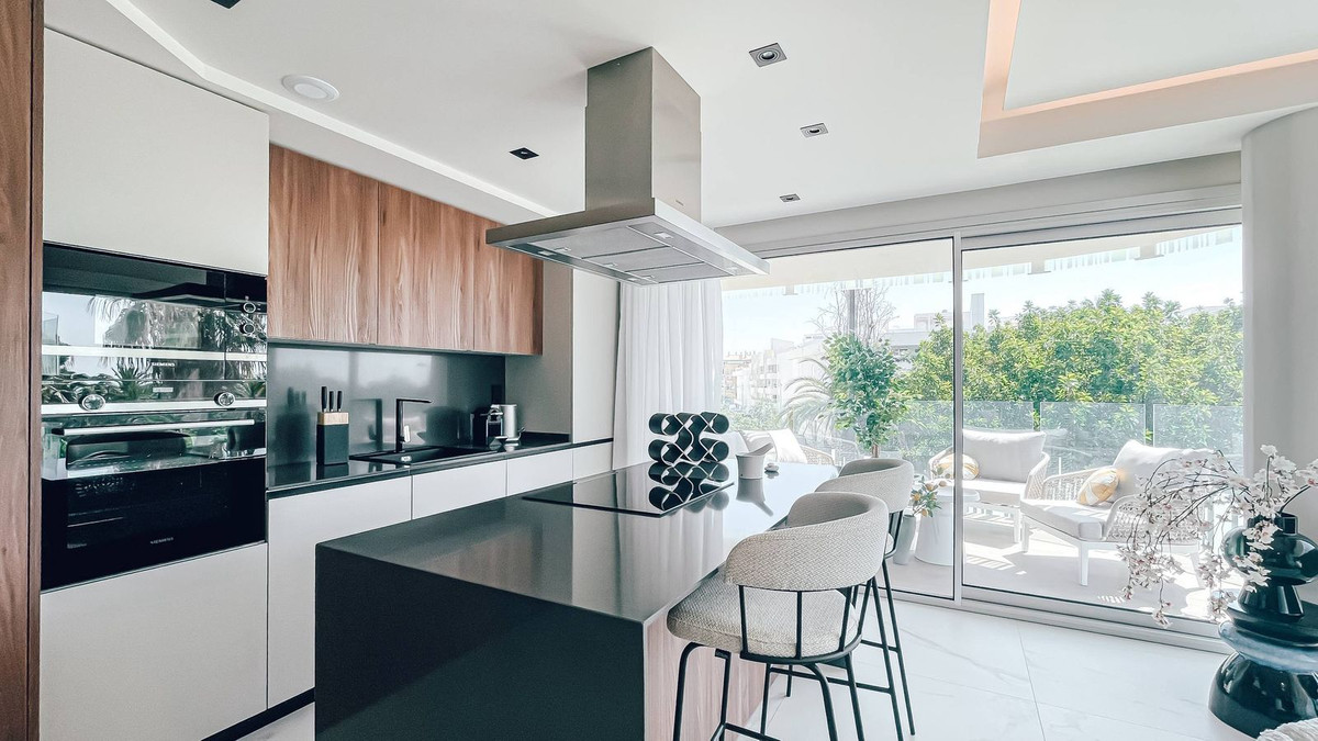 3 Bedroom Apartment in San Pedro de Alcántara - Photo 6