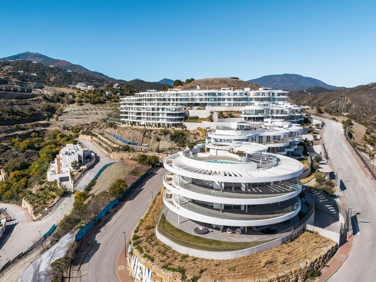 Apartment in Benahavis